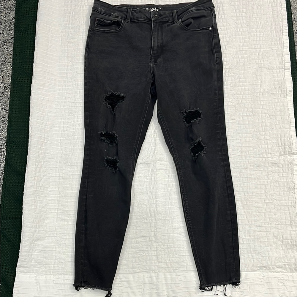 Edgely jeans size 12 high rise super skinny Women's Black Distressed Jeans